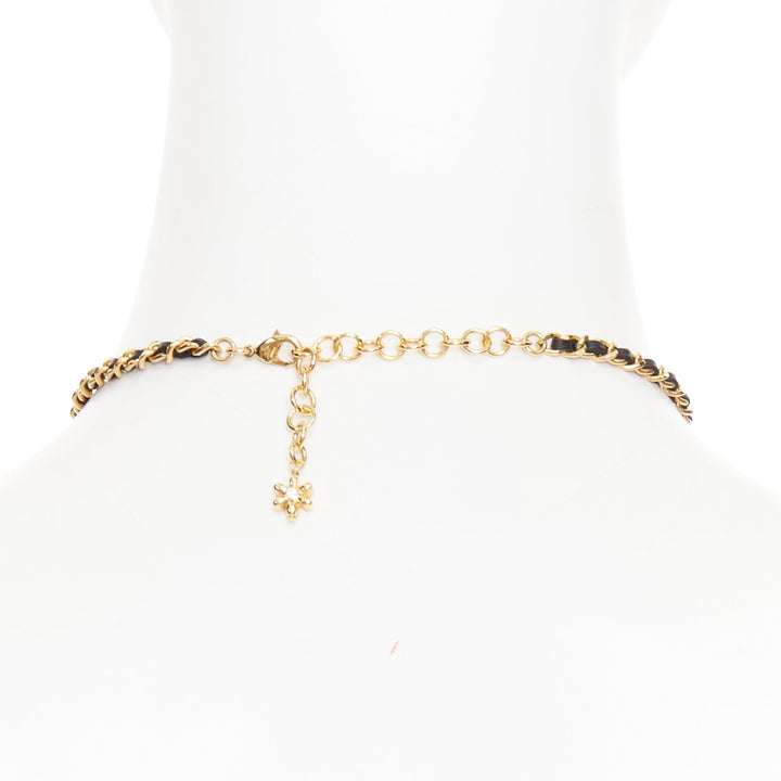 CHANEL I23A gold-tone CC  crystal strass pave black leather choker necklace