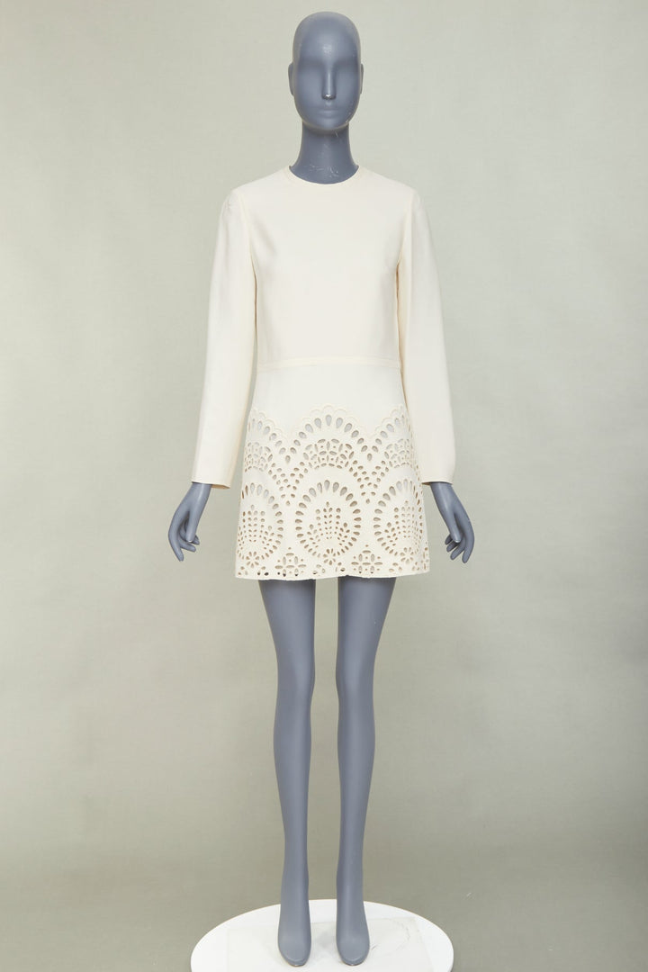 VALENTINO ivory wool silk crepe embroidered anglais shift dress IT40 S