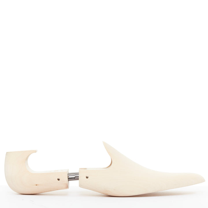 BERLUTI Pair nude wooden carved logo shoe tree shape holder UK8 EU42