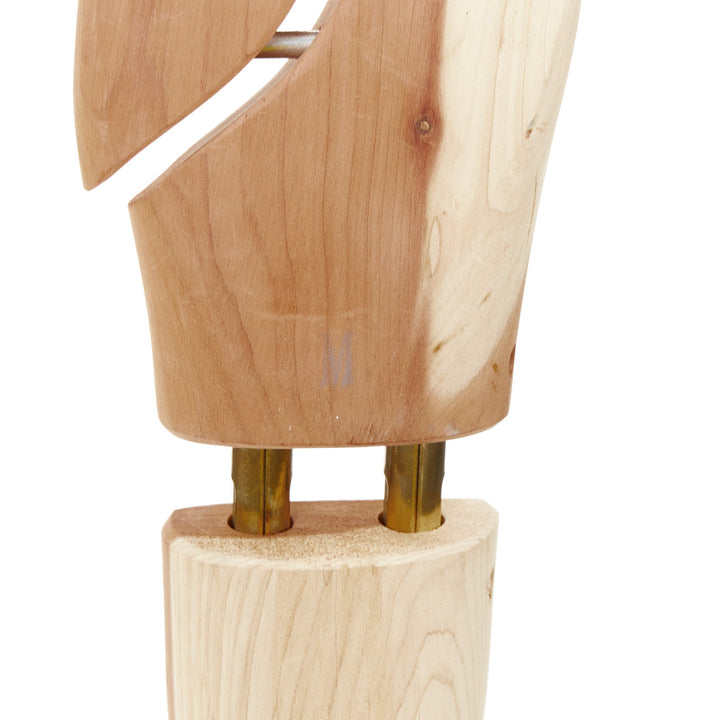 THOM BROWNE brown cedar wood split toe brass knob logo footwear shoe trees M