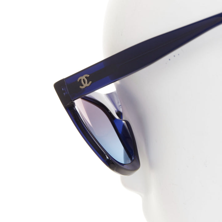 CHANEL 2019 Runway 71042A midnight blue acetate gradient lenses square sunglass