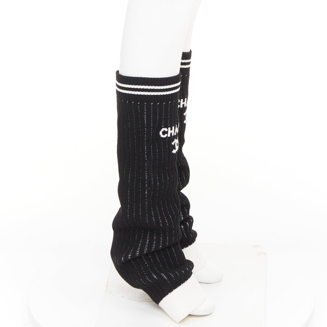 CHANEL 24C Runway CC logo black white ribbed knit striped trim leg warmers OS