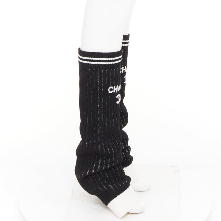 CHANEL 24C Runway CC logo black white ribbed knit striped trim leg warmers OS