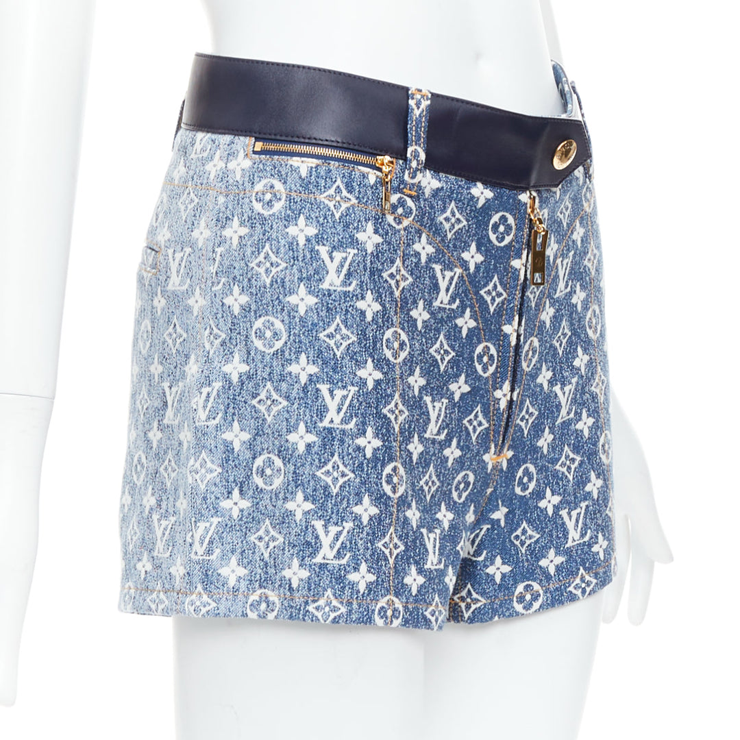 LOUIS VUITTON blue monogram jacquard denim  leather trim zip shorts FR34 XS