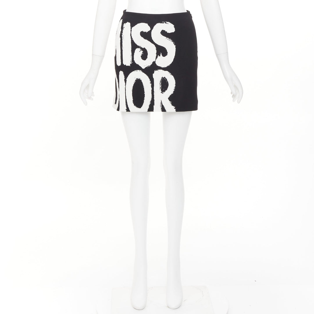 DIOR 2024 Miss Dior fuchsia white black graffiti paint logo mini skirt FR34 XS