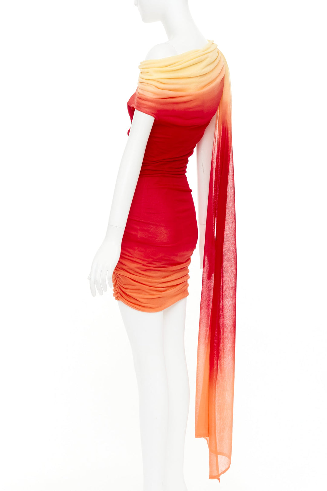 FERRAGAMO Maximilian Davis 2023 Runway one shoulder red ombre tulle dress M