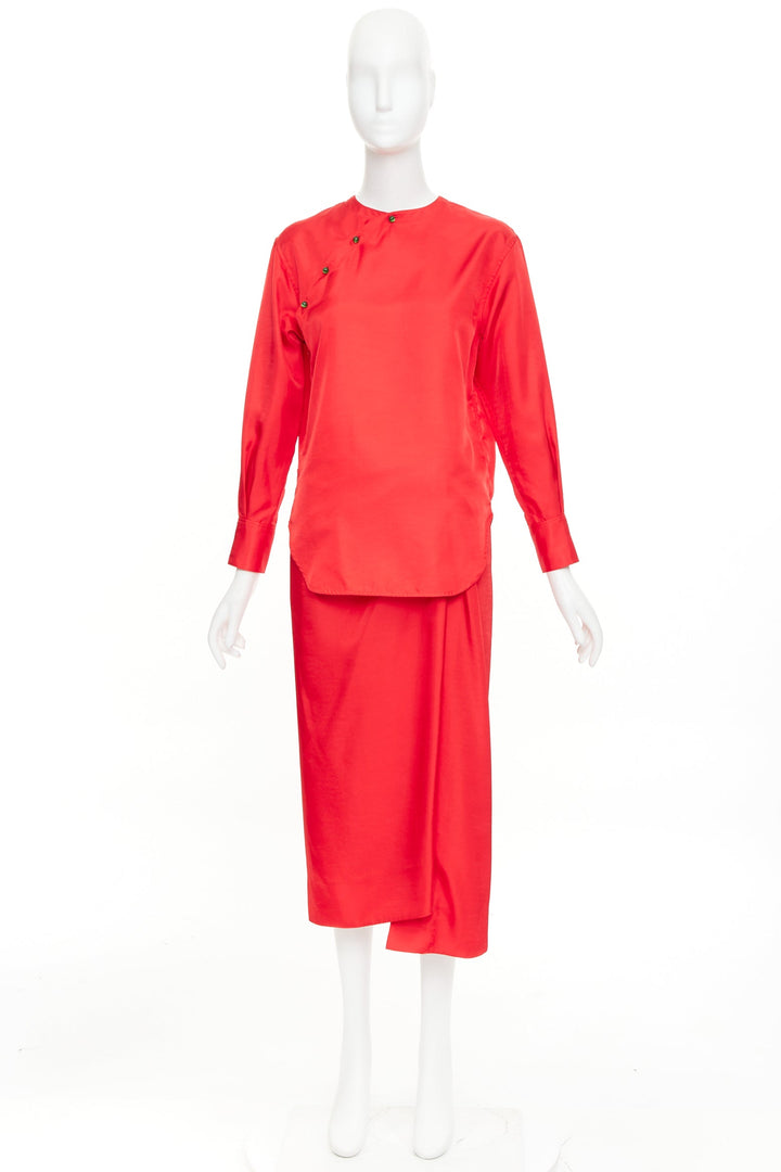 SAMUEL GUI YANG LABELHOOD red satin green button chinois sleeve top skirt set