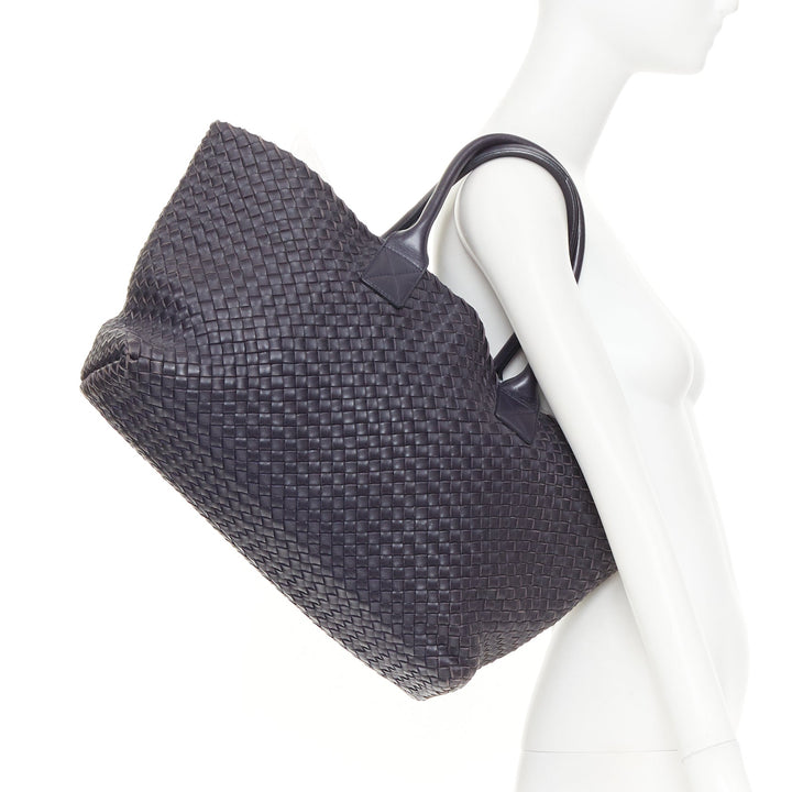 BOTTEGA VENETA Cabat Medium Limited navy blue woven lambskin slouchy tote bag