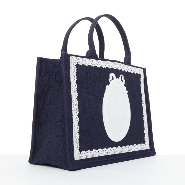 CHRISTIAN DIOR 2026 JW Anderson Medium Book Tote oblique lace Medaillon bag