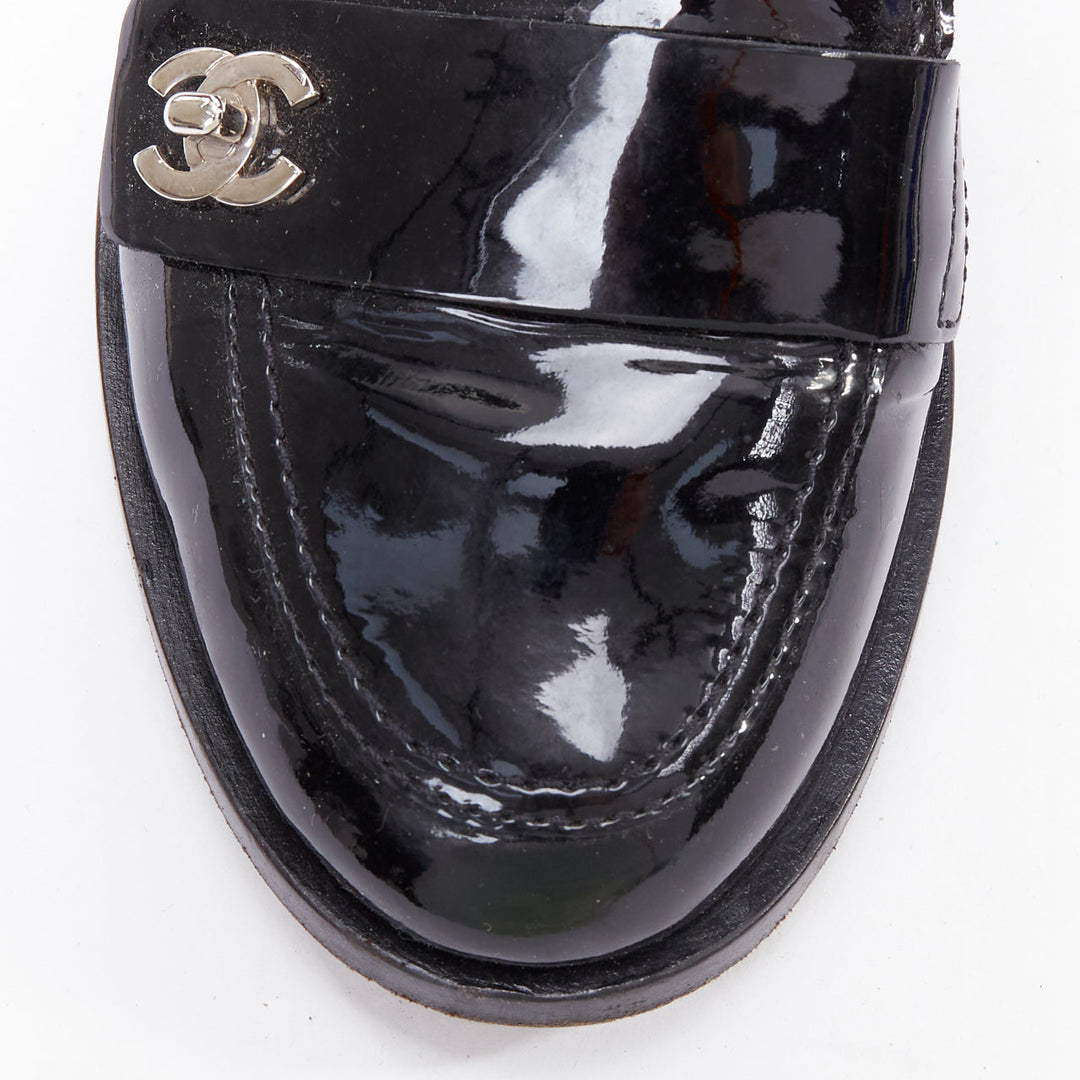 CHANEL black patent leather interlocking CC logo loafers EU36.5