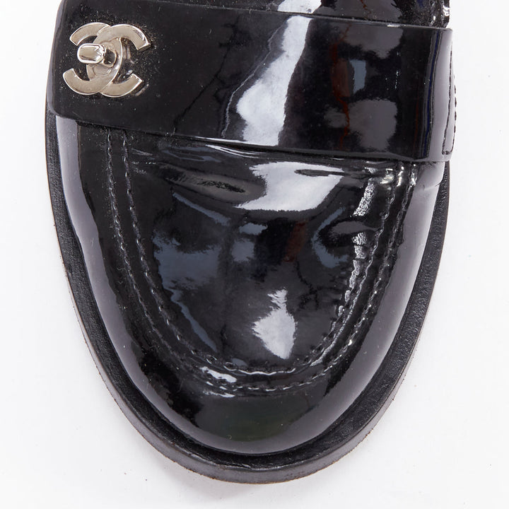 CHANEL black patent leather interlocking CC logo loafers EU36.5
