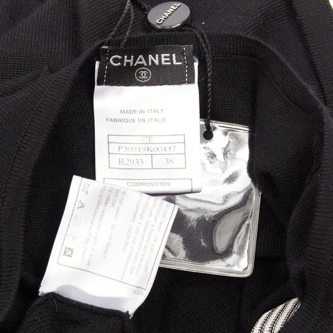 CHANEL 07P Runway black cashmere silk off white bow metal chain dress FR38 M