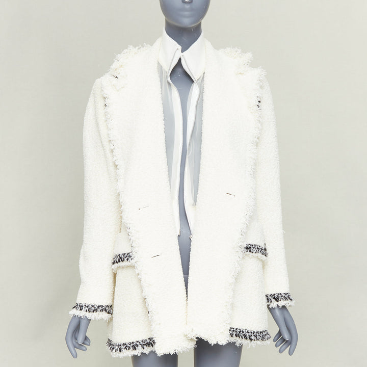 SACAI 2023 Runway double breasted tweed fringed off white winter outerwear JP1 S