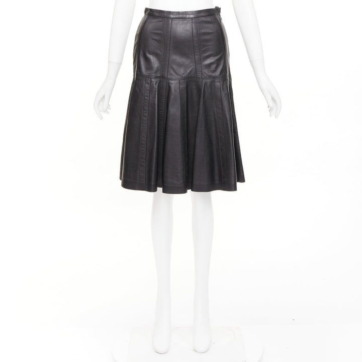 OSCAR DE LA RENTA black genuine leather silk lined fit flare skirt US0 XS