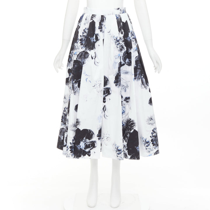 ALEXANDER MCQUEEN 2023 Chiaroscuro blue white floral print midi skirt IT38 XS