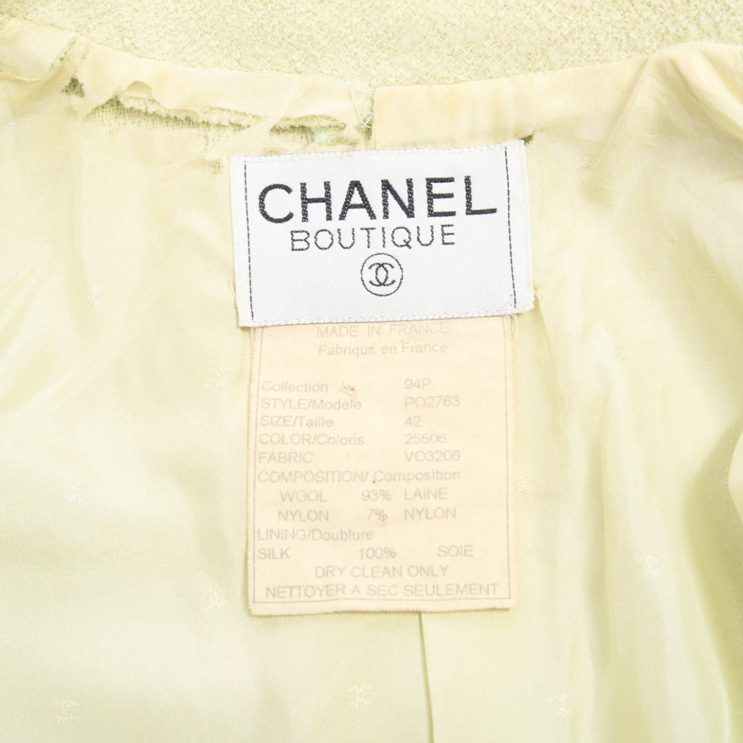 CHANEL 94P Vintage mint green boucle wool chain buttons cropped jacket FR42 XL