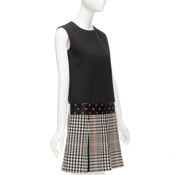Yves Saint Laurent by Stefano Pilati - Black Women Party/Cocktail Dress | JHROP Preloved Luxury Yves Saint Laurent by Stefano Pilati - Black Women Party/Cocktail Dress | JHROP Preloved Luxury