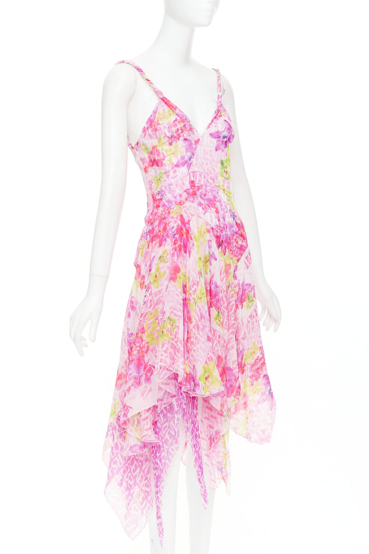 VERSACE 2023 Runway silk chiffon pink orchid logo chiffon pleated dress IT38