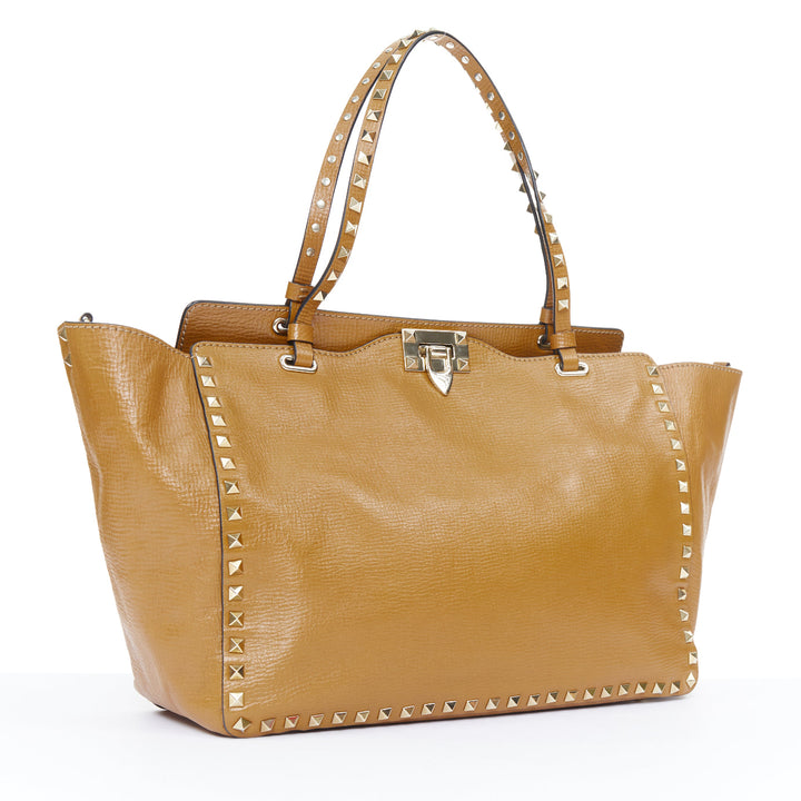 VALENTINO Rockstud Medium brown pebbled calfskin leather trapeze satchel bag
