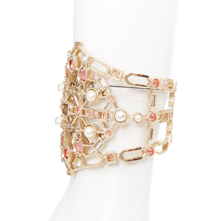 CHANEL A17S Paris-Cosmopolite geometric crystal pearl open work medallion bangle