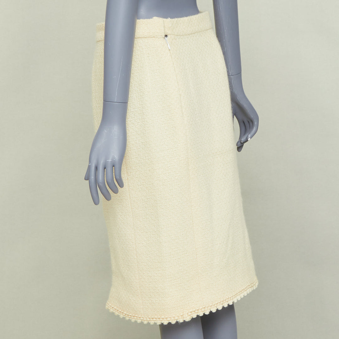 CHANEL Vintage cream wool tweed scalloped hem silk lined pencil skirt FR42 XL