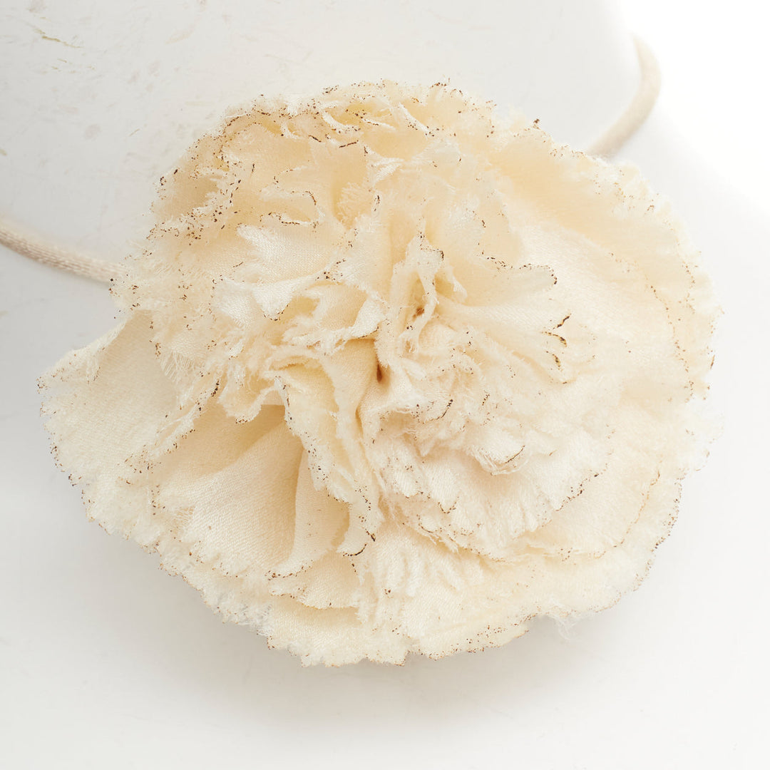SAINT LAURENT Bridal Petite Fleur Carnation ivory frayed petal choker necklace
