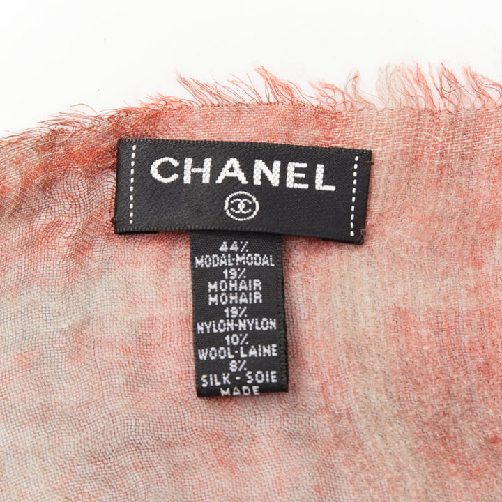CHANEL 2013 Paris-Edinburg Metiers d'Art red tartan mohair fringed scarf