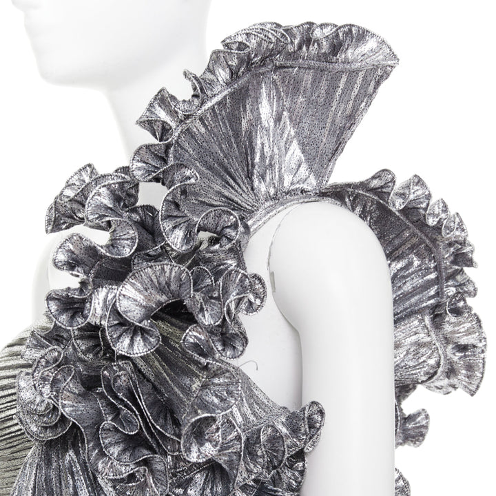 ALEXANDRE VAUTHIER COUTURE AW2023 Runway silver ruffle one shoulder top pant set