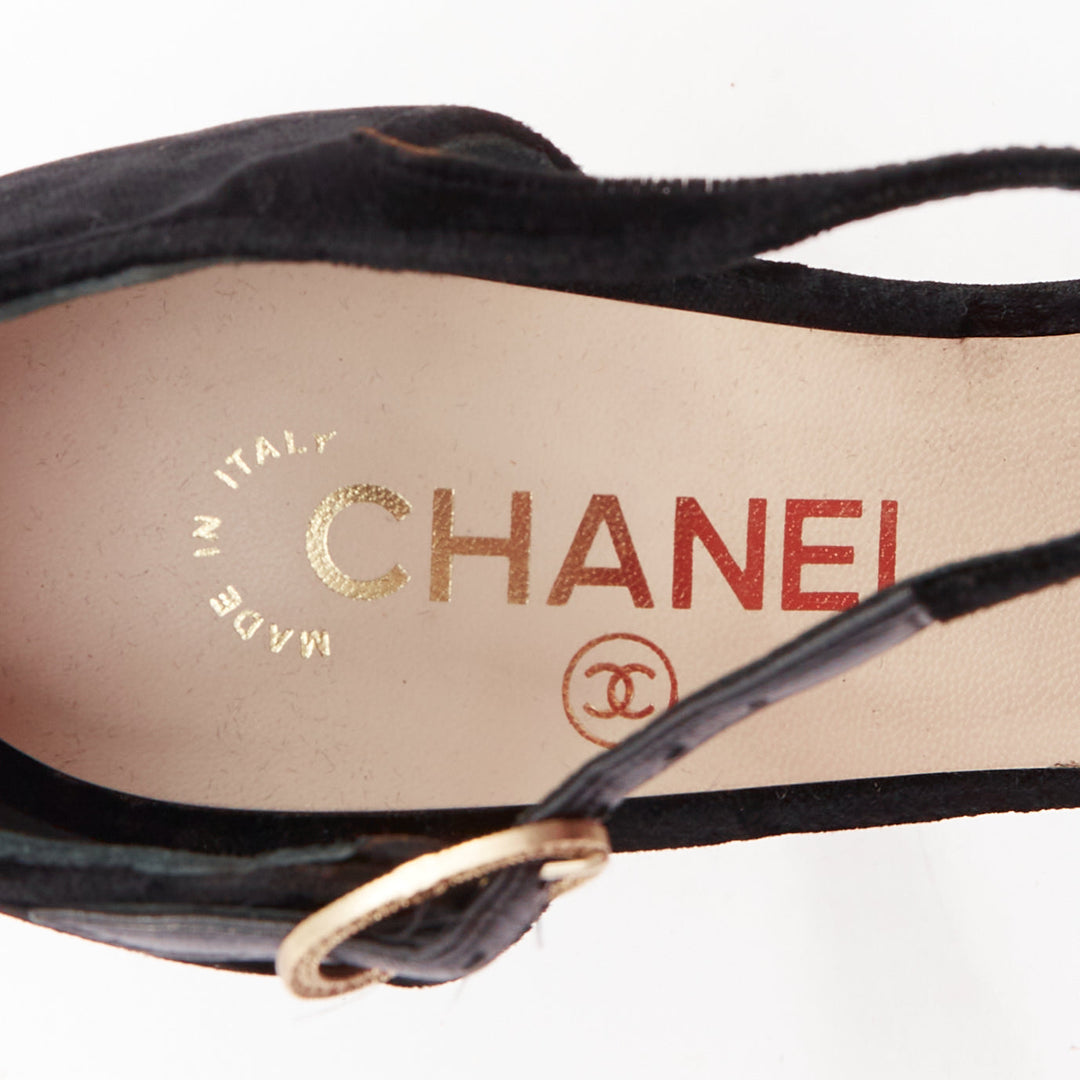 CHANEL 2010 Runway Corinthian Column architectural heel black sandals EU37.5