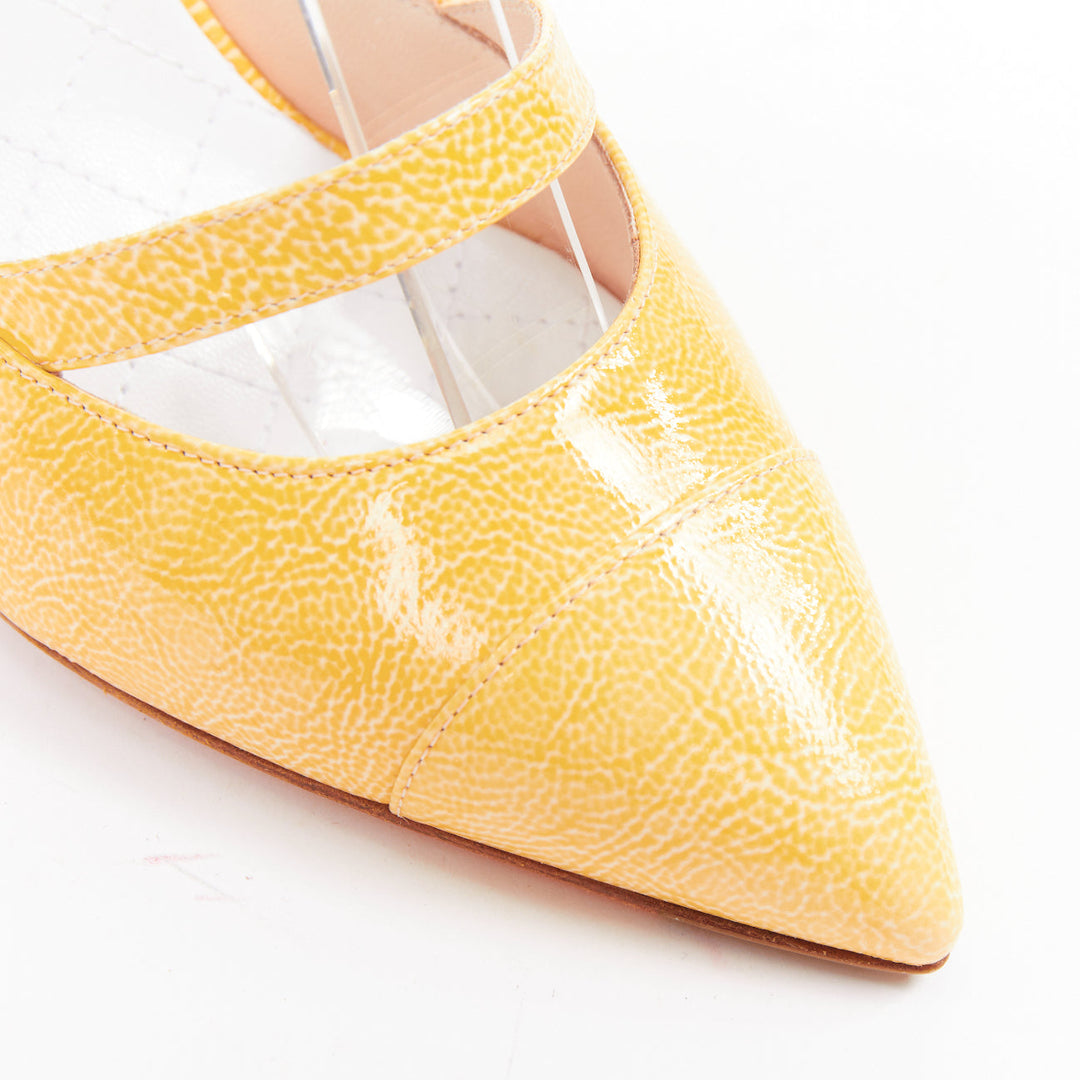 CHANEL 14C butter yellow patent leather CC logo bow maryjane pumps EU37.5
