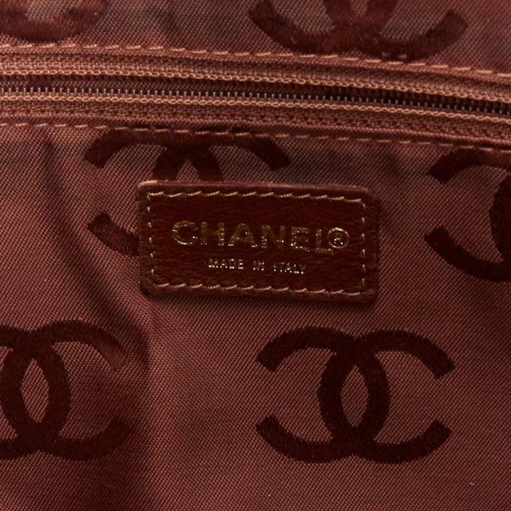 CHANEL Surpique Wild Stitch brown leather gold CC logo shoulder hobo bag