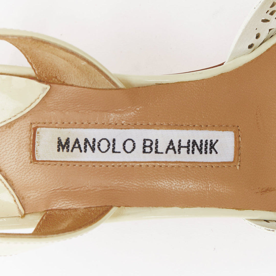 MANOLO BLAHNIK BB70 cream patent leather laser cut slingback kitten pump EU39