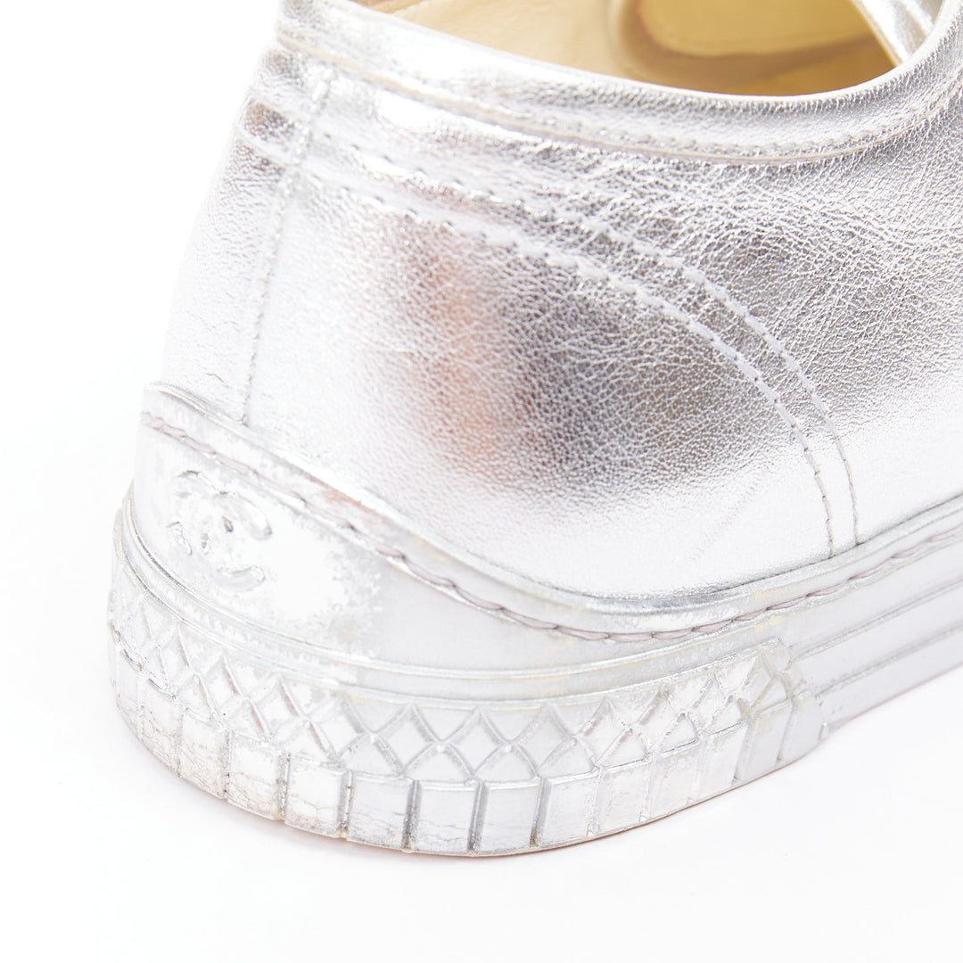 CHANEL 2017 metallic silver leather glitter lace up low top sneakers EU38.5