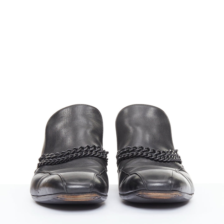 BOTTEGA VENETA 2011 black leather dual tonal chain flat square toe loafers EU43