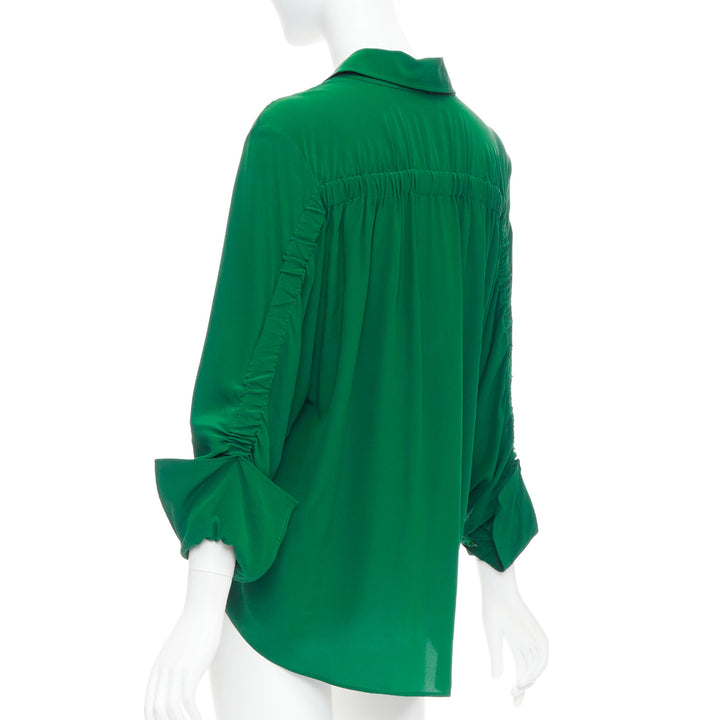 STELLA MCCARTNEY 2017 kelly green 100% silk ruched sleeves dress shirt IT34 XXS