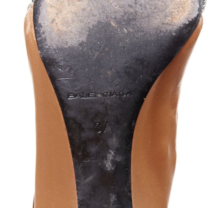rare BALENCIAGA Nicolas Ghesquiere brown black wired buckle ankle bootie EU37
