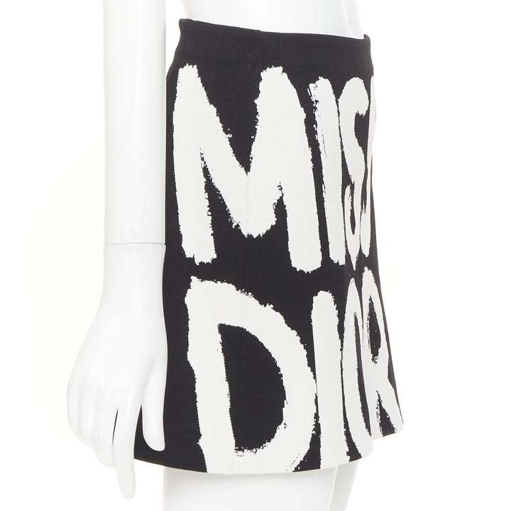 DIOR 2024 Miss Dior fuchsia white black graffiti paint logo mini skirt FR34 XS