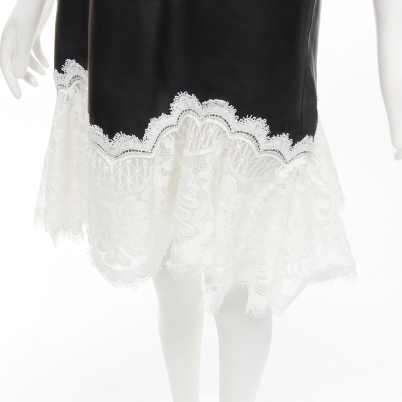 Alexander McQueen by Sarah Burton - Black Women Party/Cocktail Dress | JHROP Preloved Luxury Alexander McQueen by Sarah Burton - Black Women Party/Cocktail Dress | JHROP Preloved Luxury