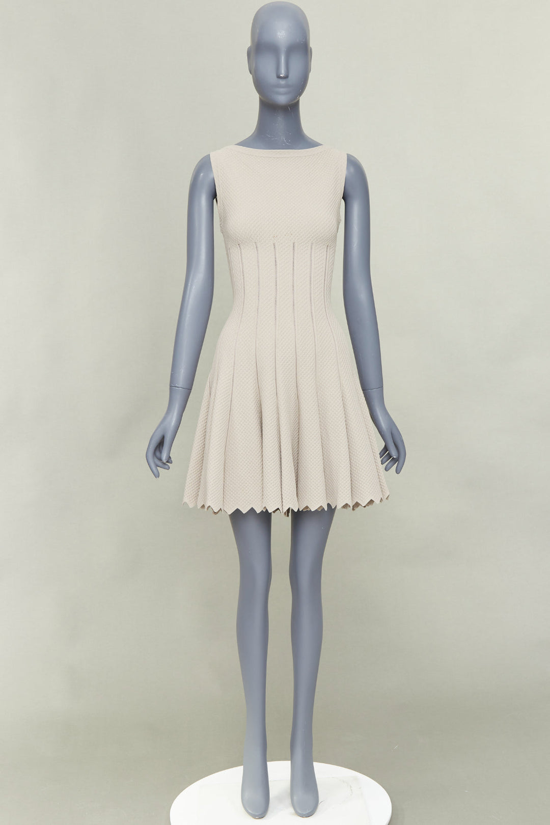 ALAIA beige viscose chevron cellular jacquard lattice scalloped dress FR38 M