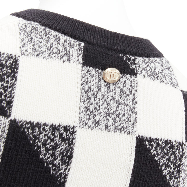 CHANEL 100% cashmere black white graphic check CC logo sweater vest FR36 S