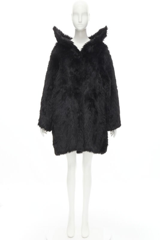 runway BALENCIAGA Demna Runway black faux fur Swing off shoulder coat FR34 XS