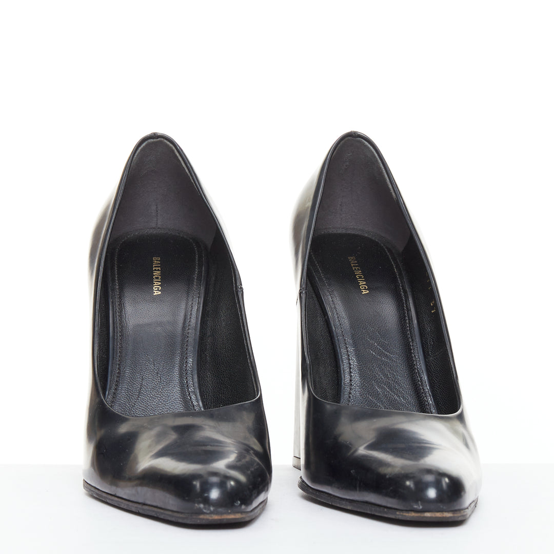 BALENCIAGA black calfskin leather elongated toe box block heel pump EU37