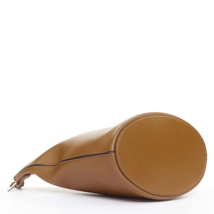 CELINE 2018 Phoebe Philo Clasp Bucket tan brown smooth calf  clasp shoulder bag