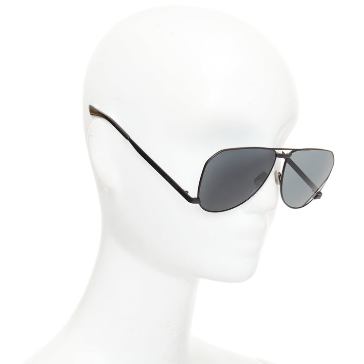 SAINT LAURENT 2023 Runway SL 690 Dust 001 black metal grey aviator sunglasses