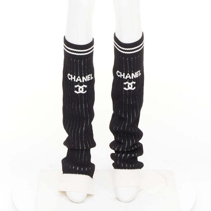 CHANEL 24C Runway CC logo black white ribbed knit striped trim leg warmers OS