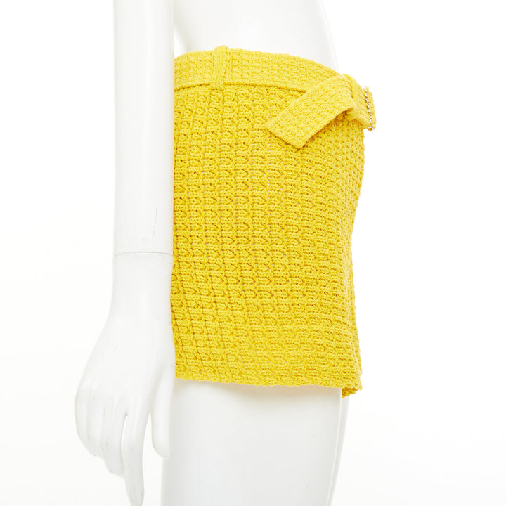 CHANEL 25C Runway yellow textured openwork knit belted shorts FR34 XS