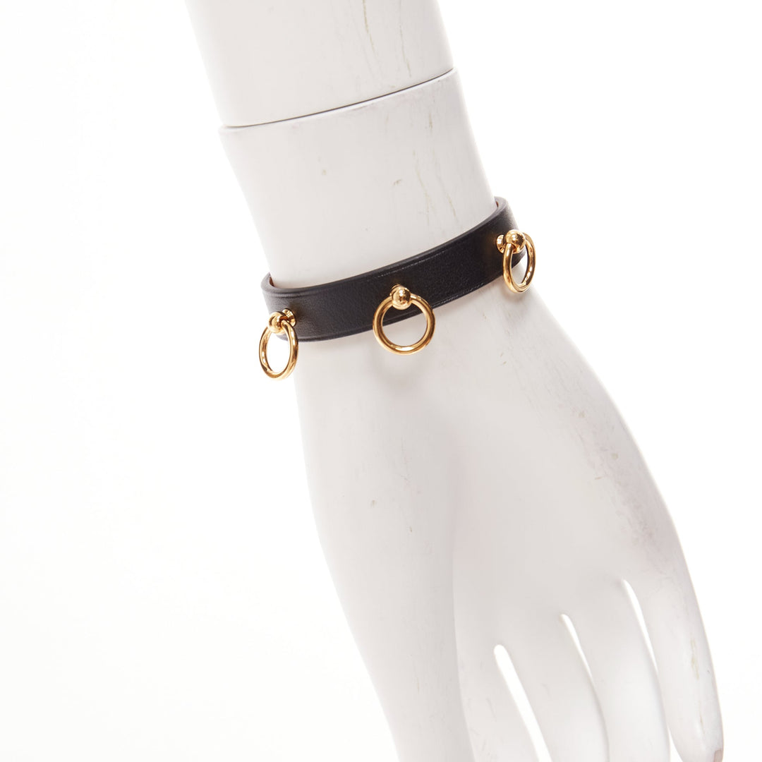 HERMES Mini Dog Anneaux gold ring black smooth leather lockette bracelet