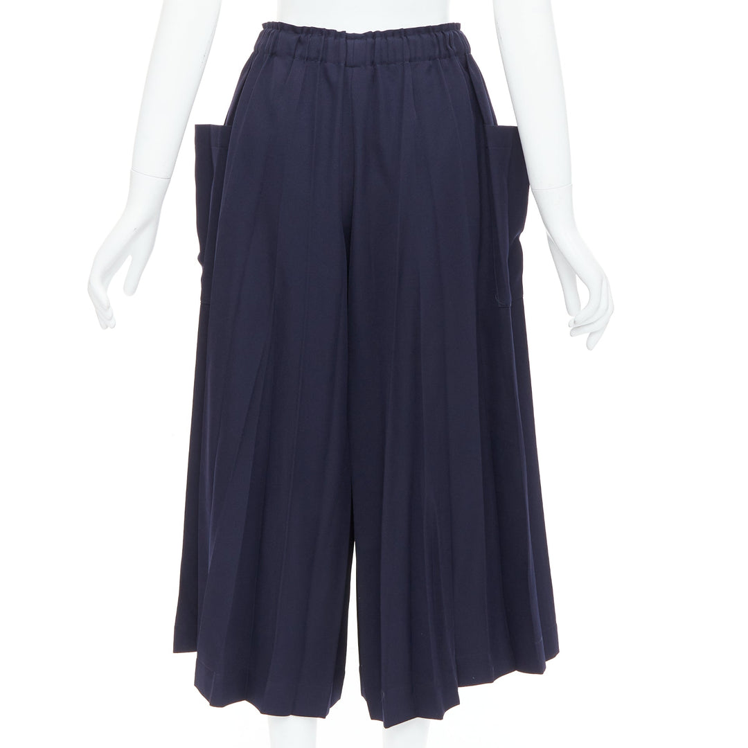 ISSEY MIYAKE ME navy pocketed pleated high waist culotte shorts