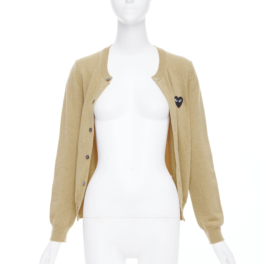 COMME DES GARCONS PLAY 2008 Blackwappen beige wool black heart cardigan S
