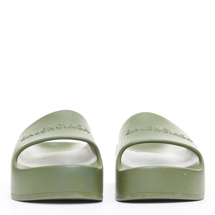 BALENCIAGA Chunky green debossed logo rubber platform pool slides EU36